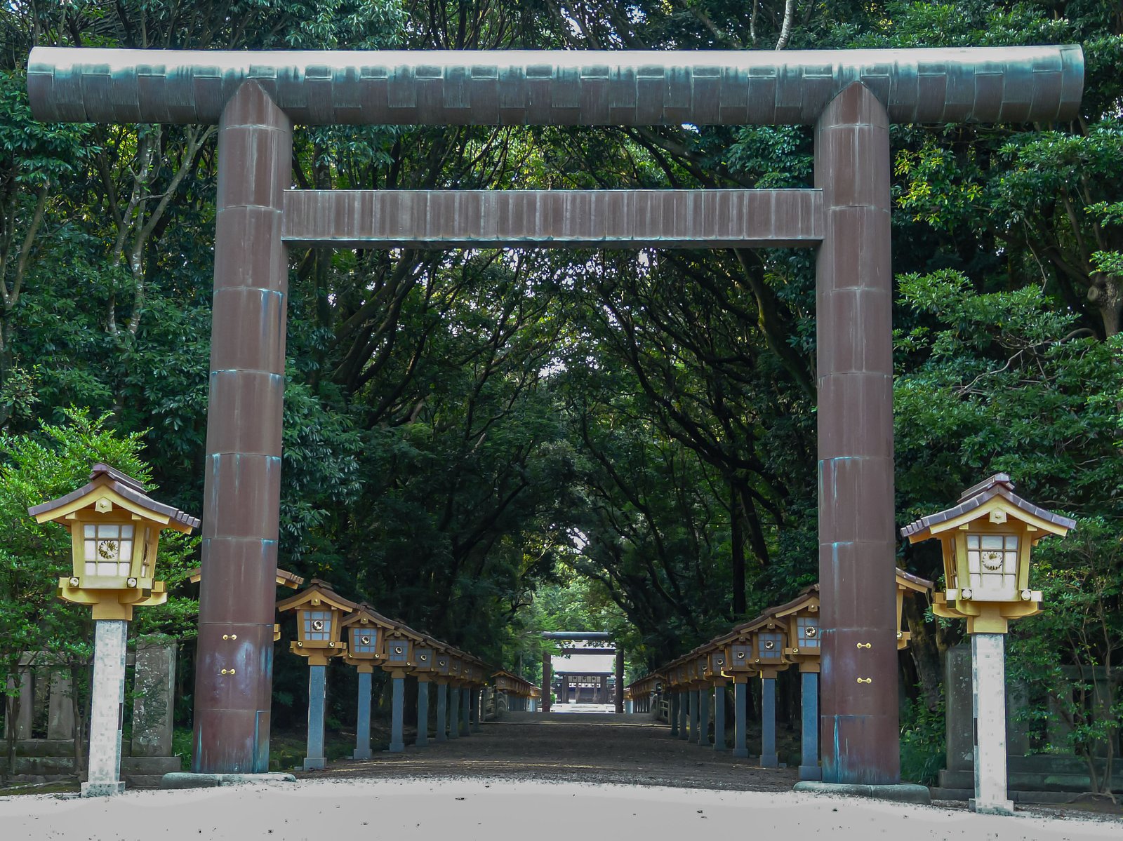 宮崎神宮の表参道