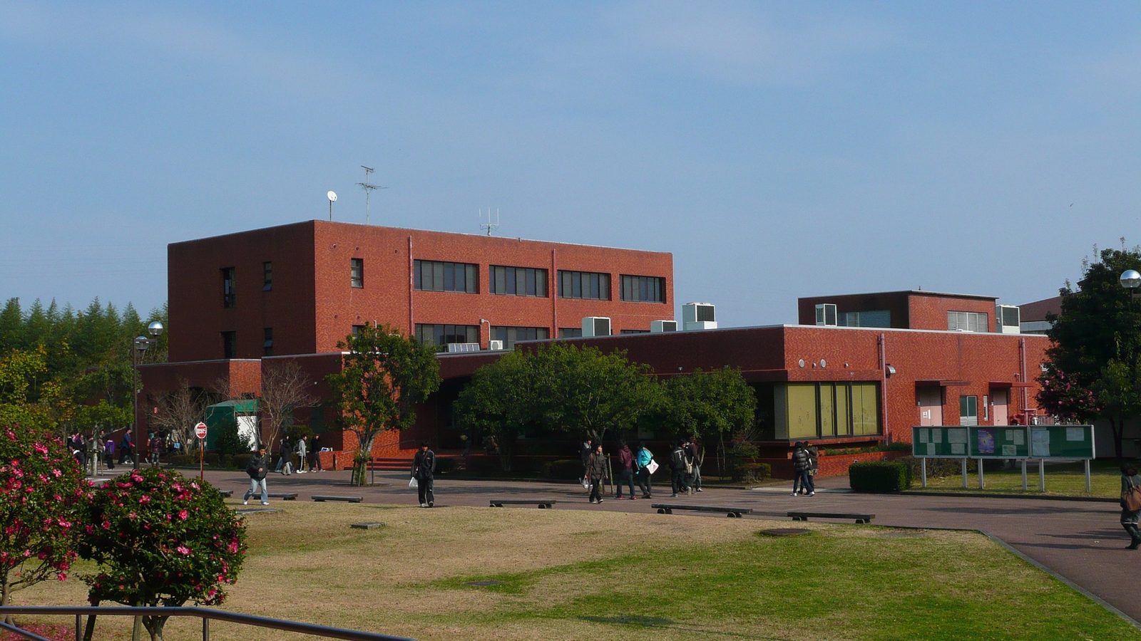 宮崎大学学生センター周辺