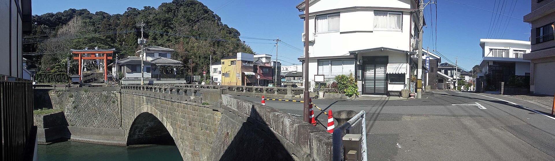 吾平津神社と堀川橋