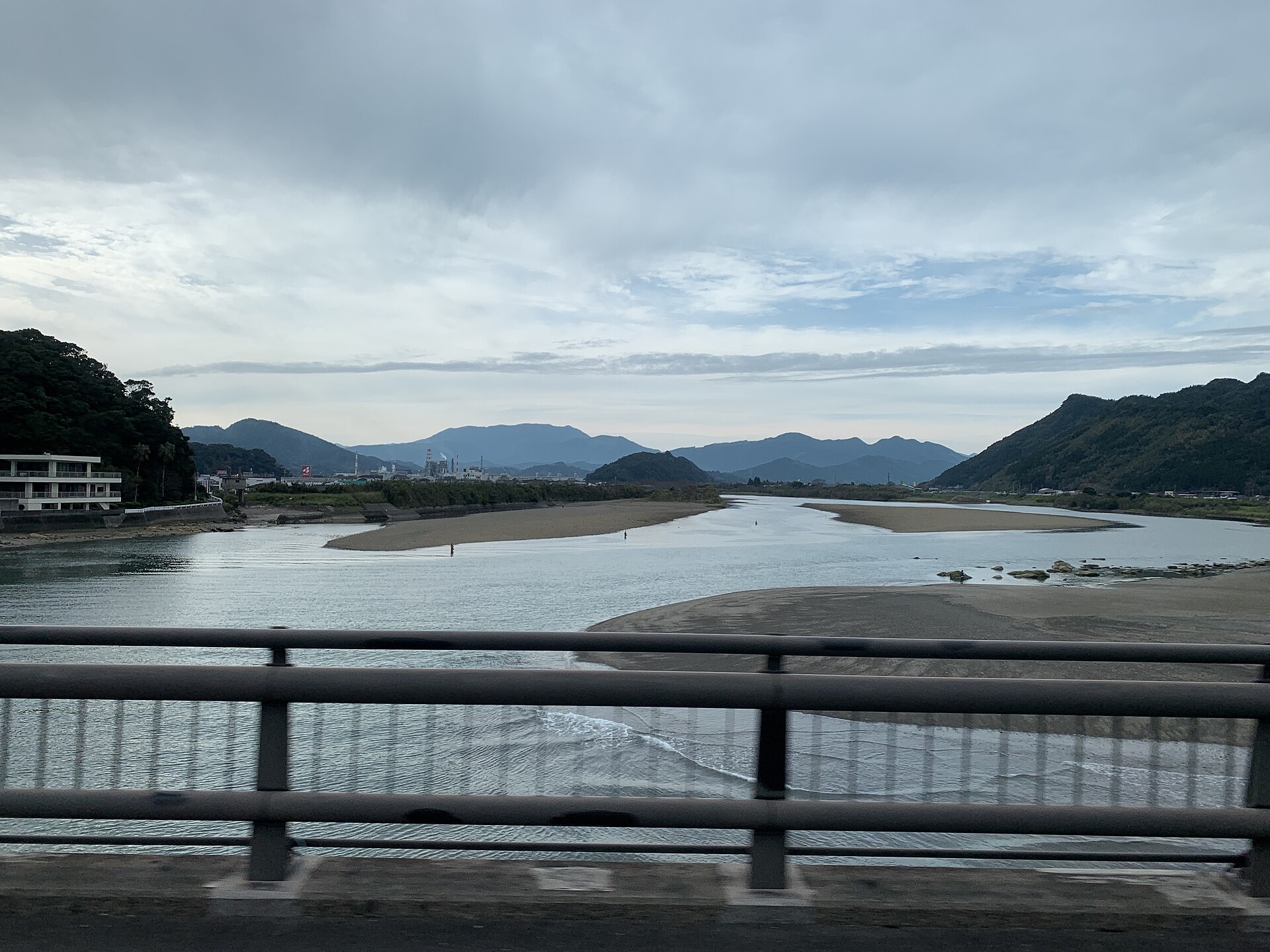 広渡川の河口付近