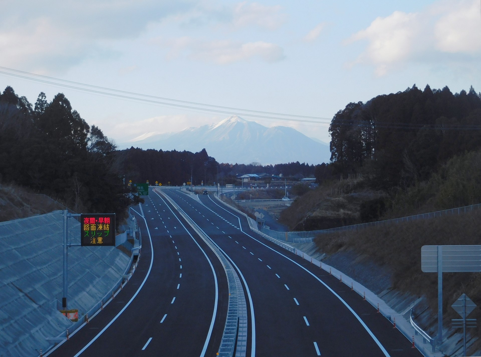 都城志布志道路・梅北IC付近