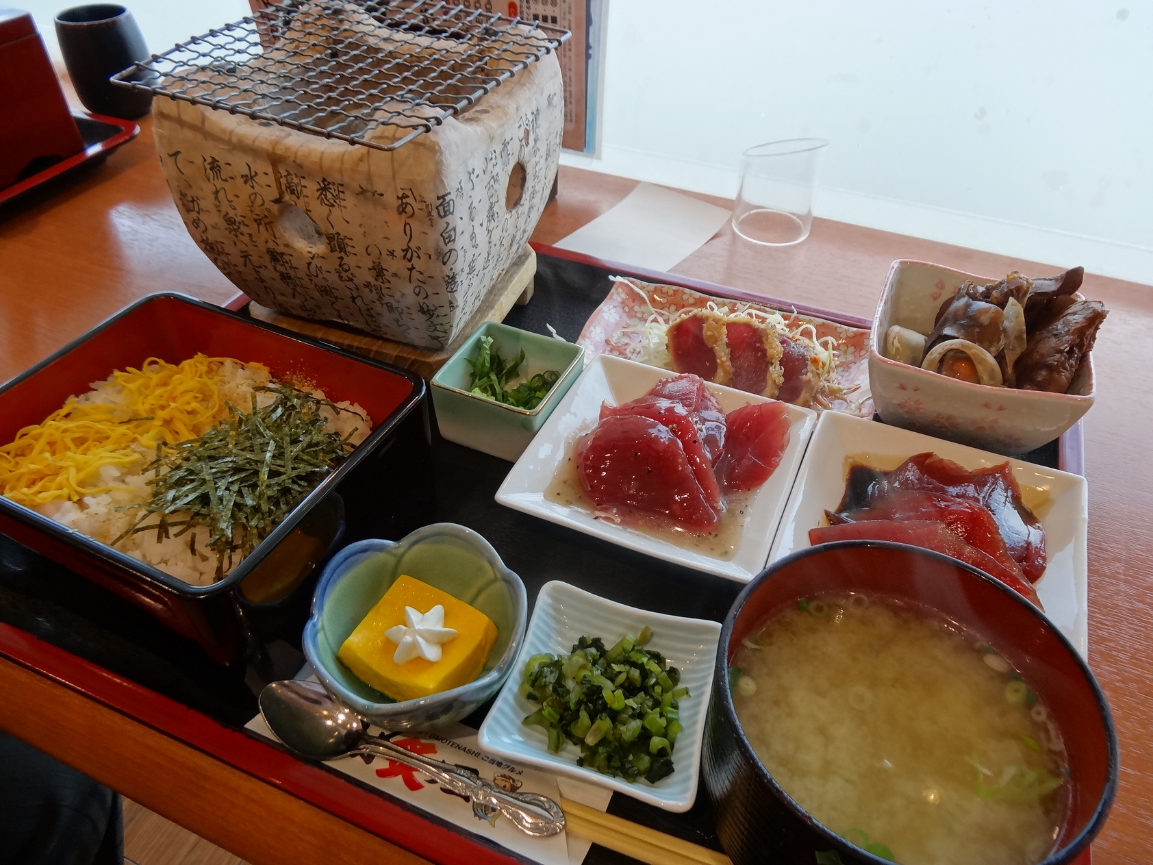 日南一本釣りカツオ炙り重