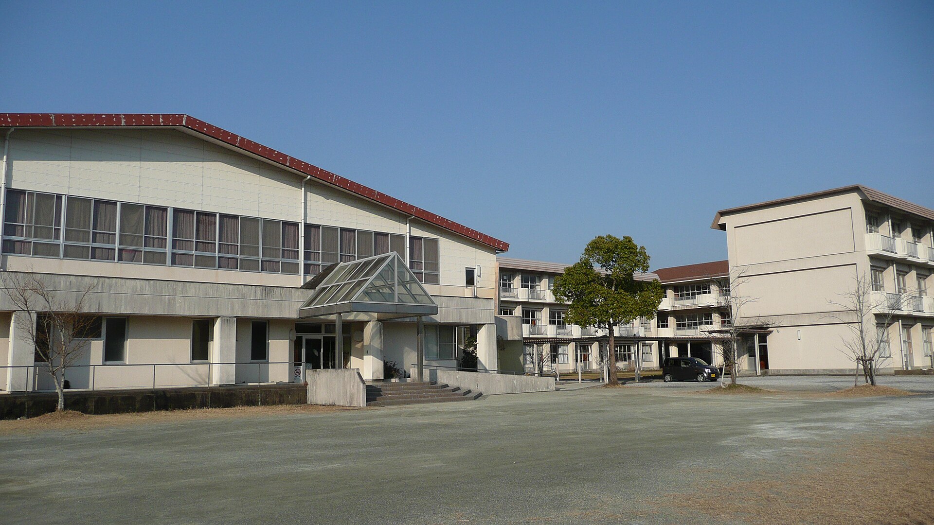 宮崎市立生目南中学校