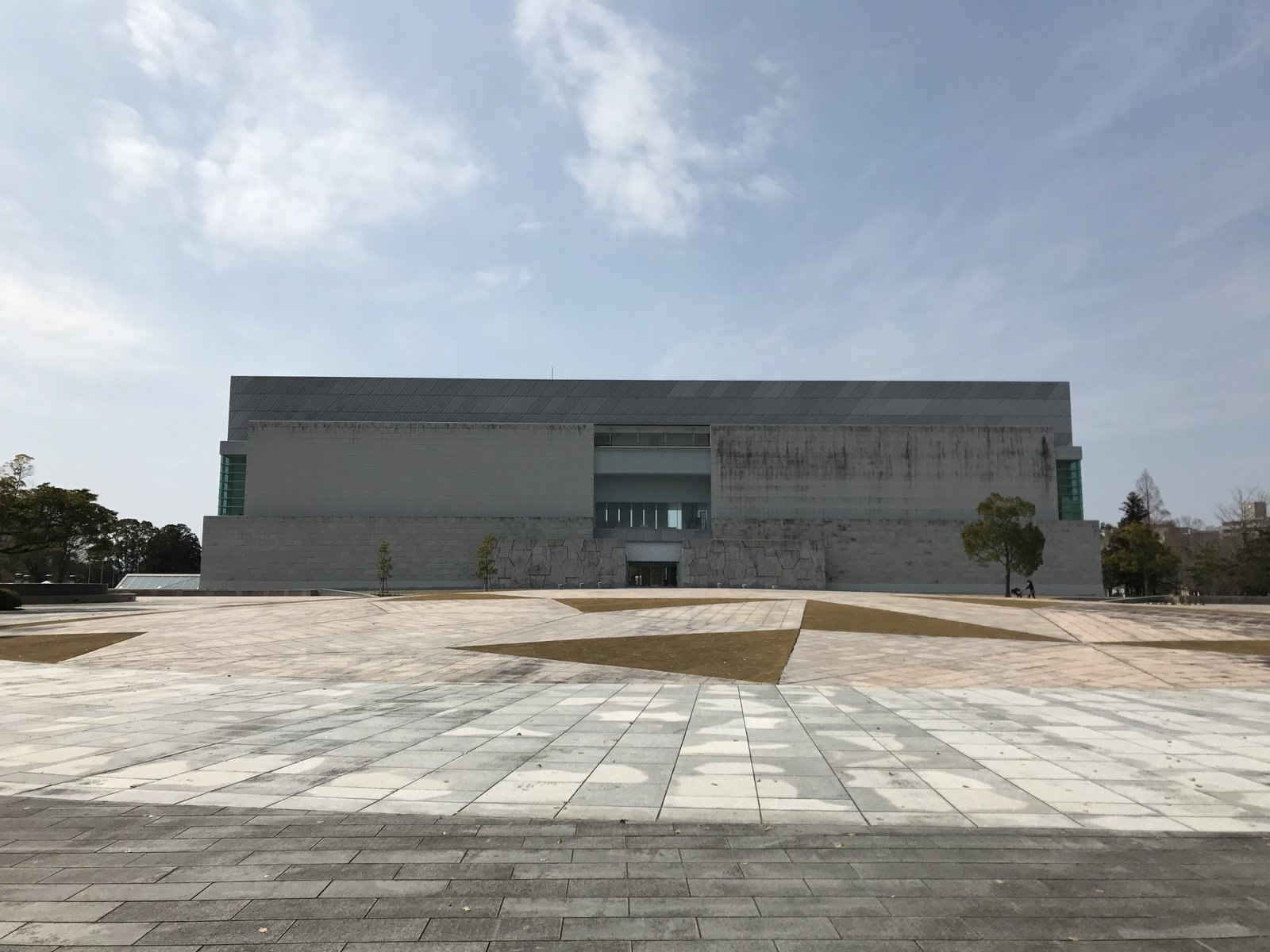 宮崎県立美術館