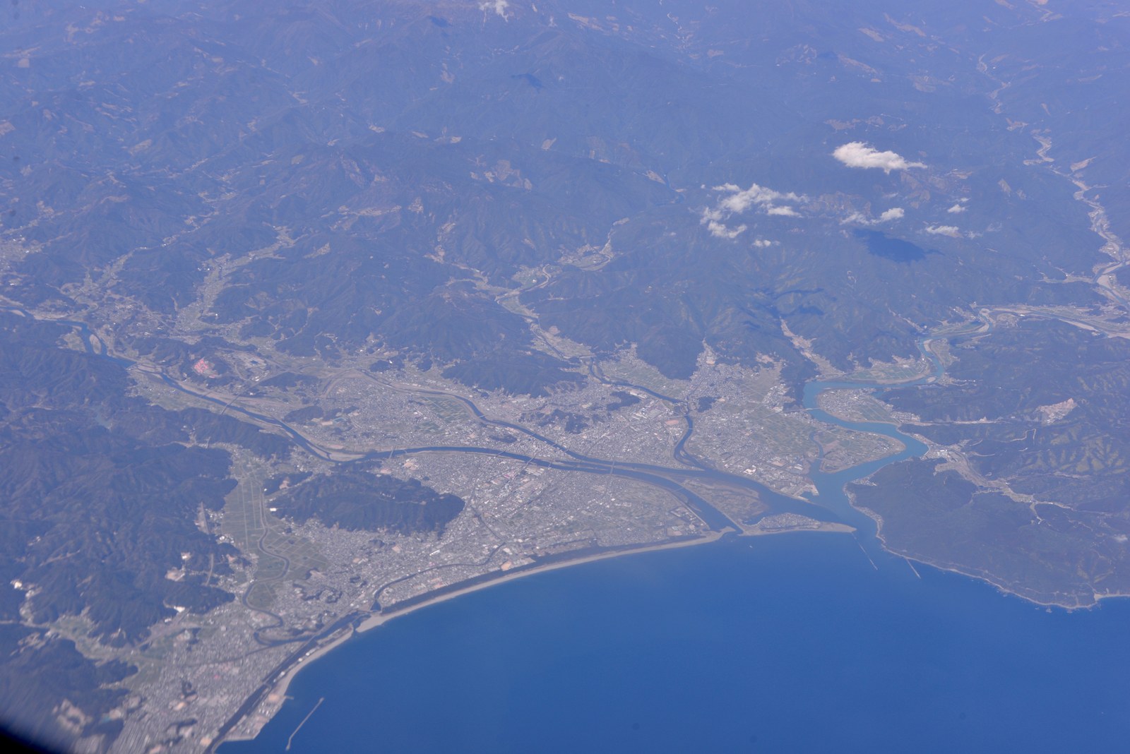 延岡市街地の航空写真