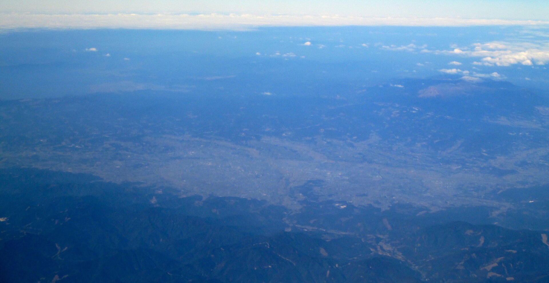 上空から見た都城盆地