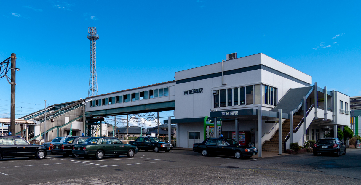南延岡駅の駅舎