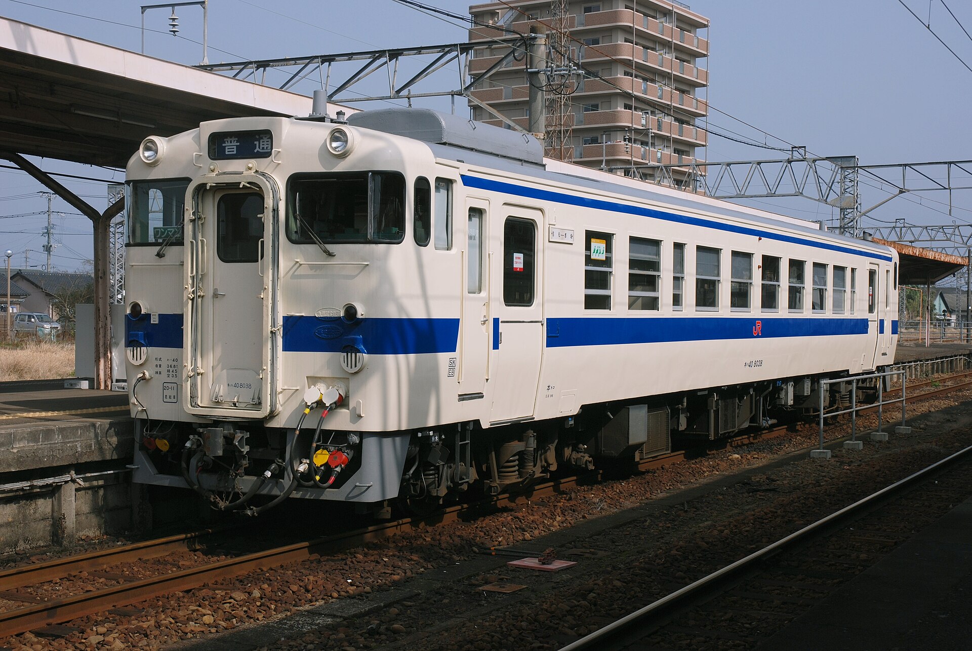 吉都線の普通列車（都城駅）